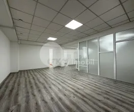 Oficiu, Centru, PETRU RAREȘ