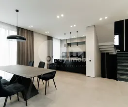 Casă, Botanica, PĂȘUNILOR