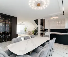 Duplex, Botanica, PĂȘUNILOR