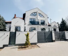 Oficiu, Buiucani, PARIS