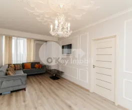 Apartament, Centru, MELESTIU