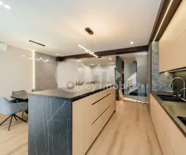 Townhouse, DURLEȘTI