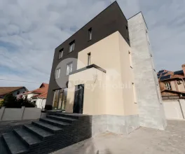 Casă, Codru, PLAIULUI