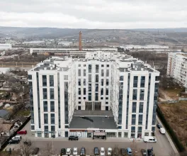 Apartament, STRĂȘENI