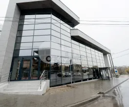 Spațiu comercial, STĂUCENI