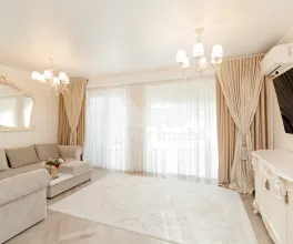 Townhouse, Centru, MELESTIU