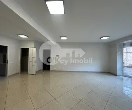 Spațiu comercial, Centru, VLAICU PÂRCĂLAB