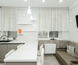 Casă, Botanica, CETATEA ALBĂ