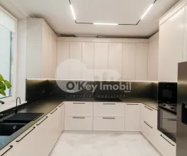 Casă, Botanica, PĂȘUNILOR