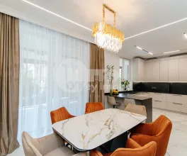 Casă, Botanica, PĂȘUNILOR