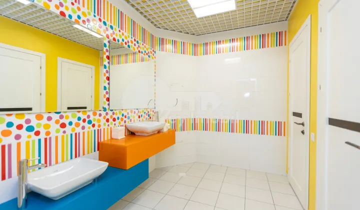 Oficiu, Centru, MIHAI VITEAZUL